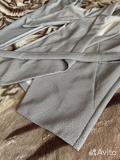 Брючный костюм женский 42 44