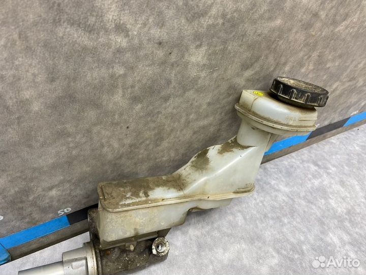 Главный тормозной цилиндр Nissan Qashqai J10 2.0