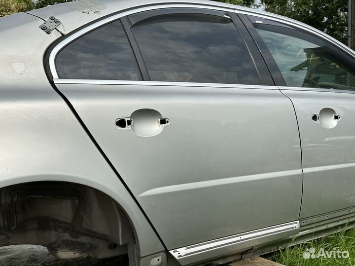 Дверь задняя правая Volvo S80