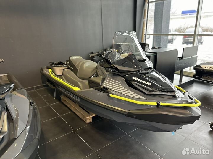 BRP Sea-Doo Explorer Pro