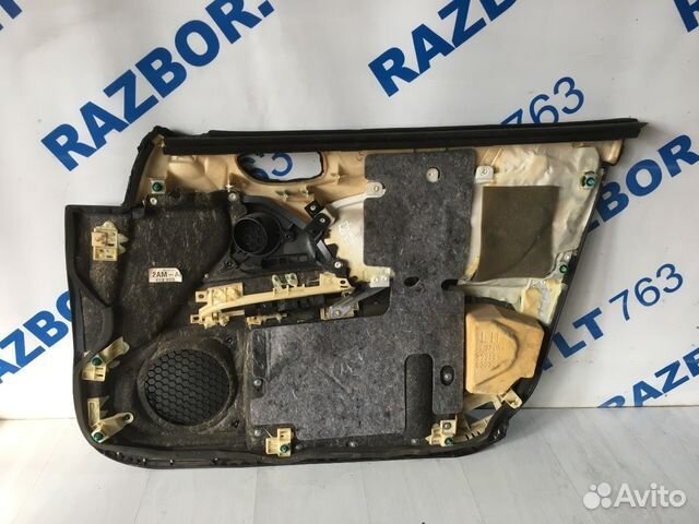 Обивка передней двери лев. lexus IS350 3.5 ат седа