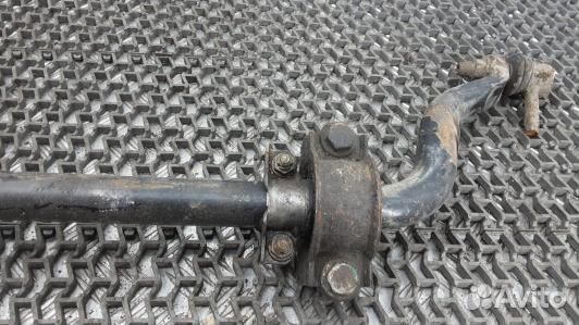 Стабилизатор поперечной устойчивости заднего моста