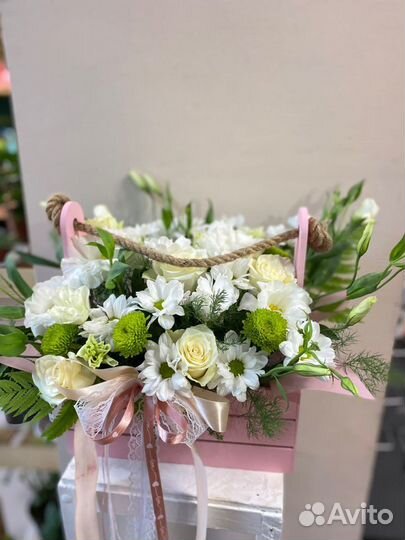 Ящик с цветами, композиция цветочная