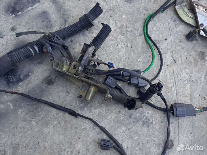 Проводка двигателя Mazda 6 GG 2.0 LF