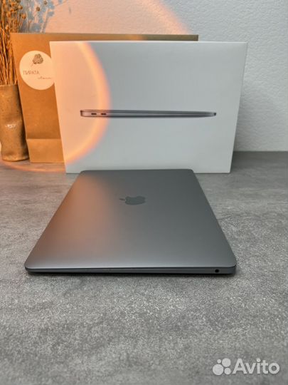 Macbook air 13 m1 8gb 256gb