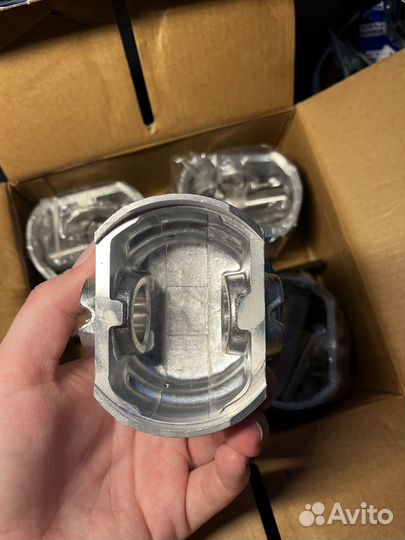 Поршень с пальцами и кольцами 75.0