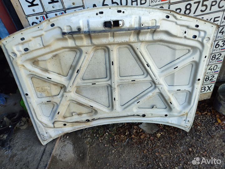 Капот nissan sunny fb15