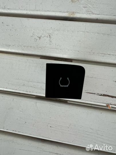 Новая кнопка системы контроля давления в шинах VW