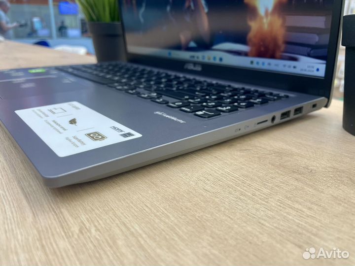 Ноутбук Asus Core I5-10/ Nvidia MX 130