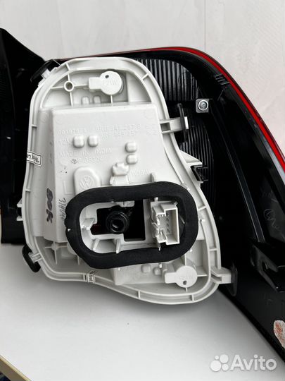 Фонарь задний левый volkswagen polo