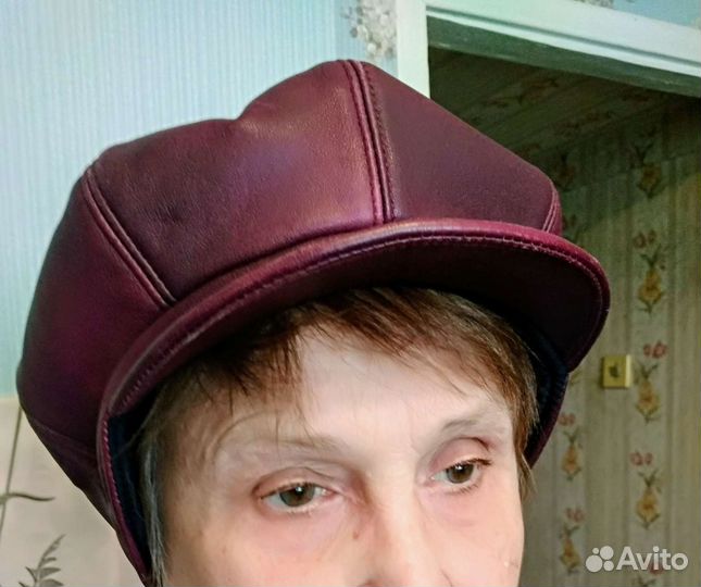 Шапка кепка из кожи
