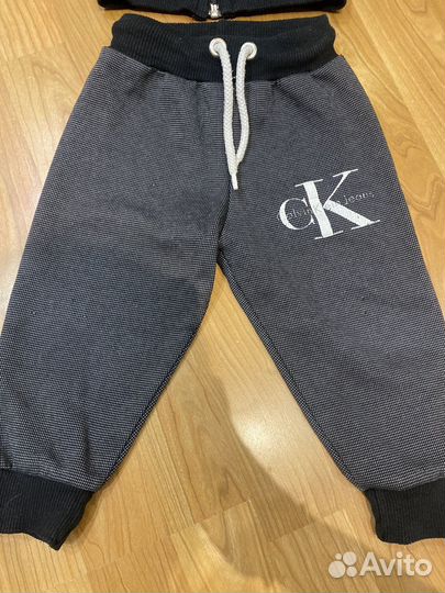 Костюм Calvin Klein ориг 74-80 и ветровка 68-74