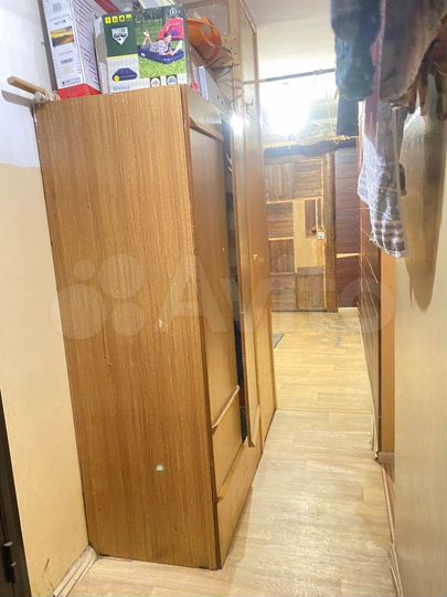 Комната 17 м² в 8-к., 3/9 эт.