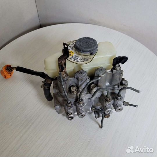 Блок ABS Honda Accord 5