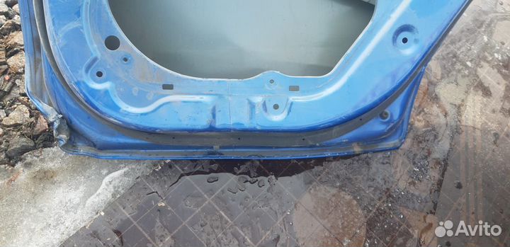 Дверь задняя правая KIA sportage 3