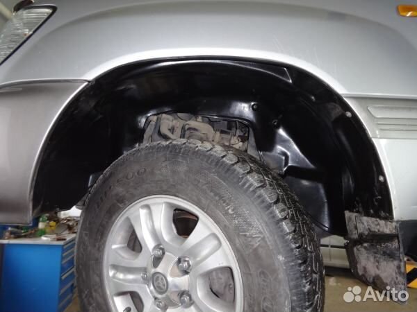 Подкрылки Toyota Land Cruiser 1998-2007 / Lexus