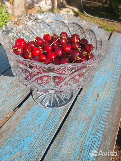 Хрустальная ваза