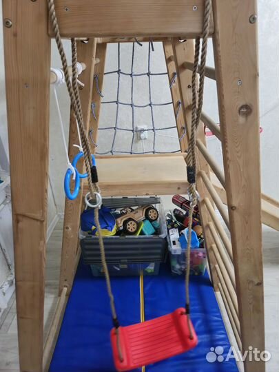 Детский спортивный уголок