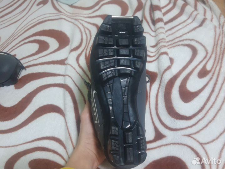 Ботинки для лыж