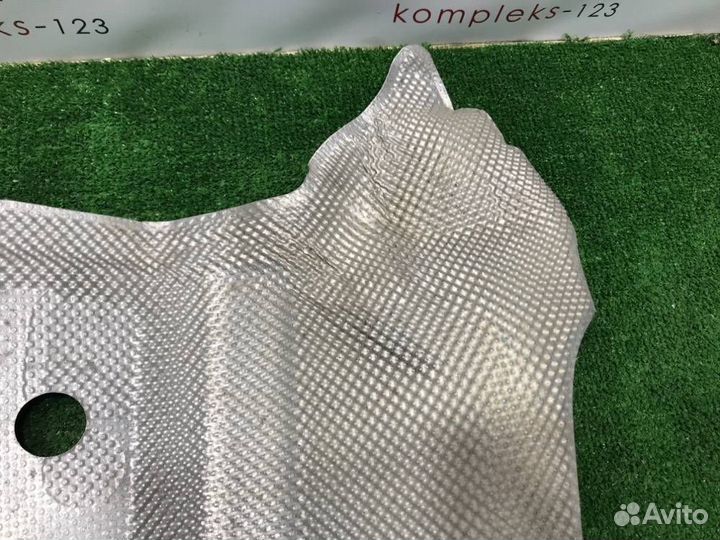 Тепловой экран Audi A6 C6 AUK 2008