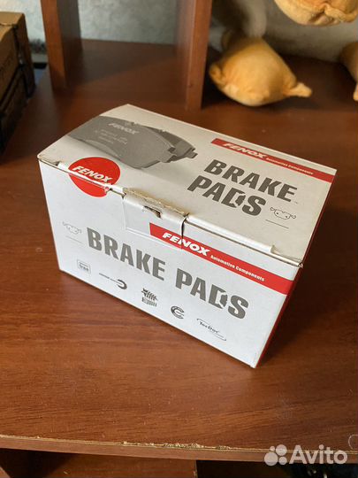 Задние тормозные колодки Nissan Almera II N16