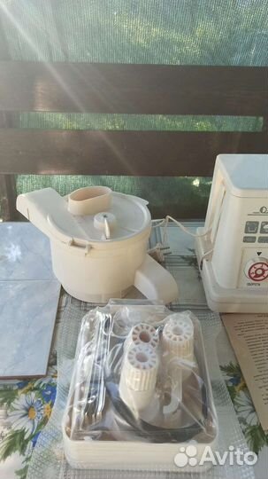 Кухонный комбайн новый
