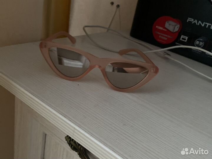 Солнцезащитные очки