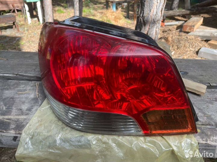 Фонарь задний левый mitsubishi airtrek