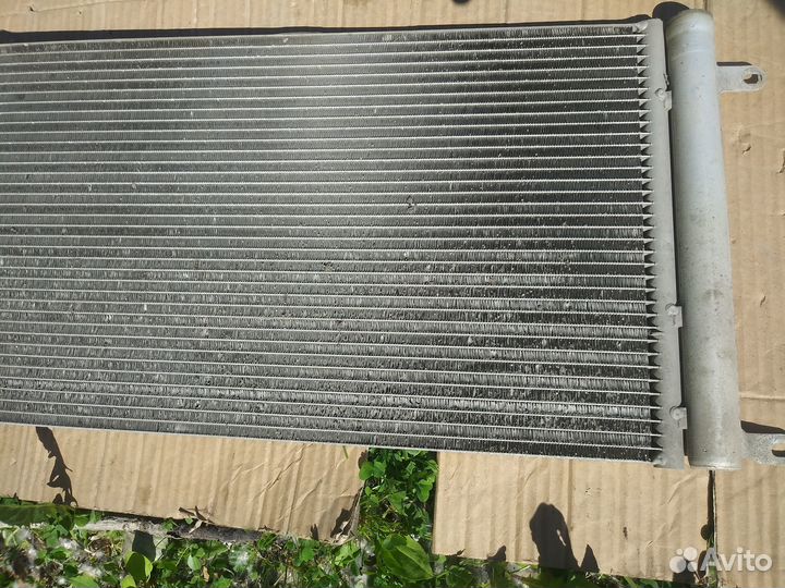 Радиатор кондиционера Volkswagen Polo седан