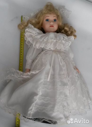 Кукла фарфоровая коллекционная + шляпка, платье