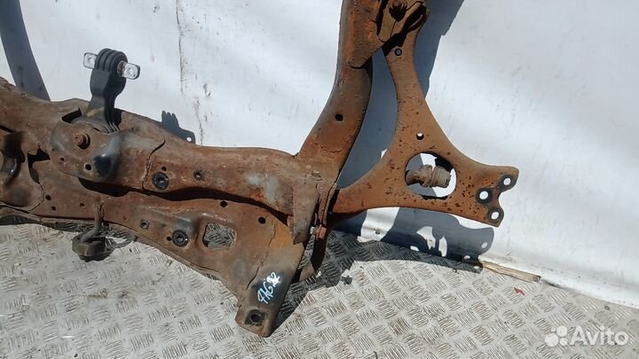 Балка подвески передняя honda civic 8 2006