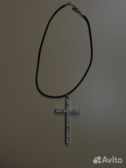 Крест с кристалами. Подвеска