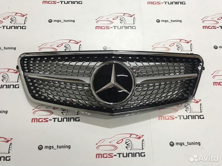 Решетка Mercedes Diamond W212 Silver 09-12г Дистр