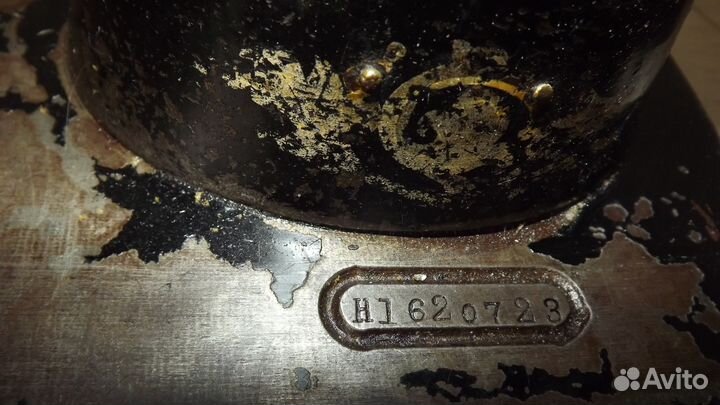 Швейная машинка Зингер