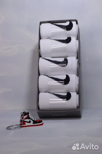 Носки nike белые высокие