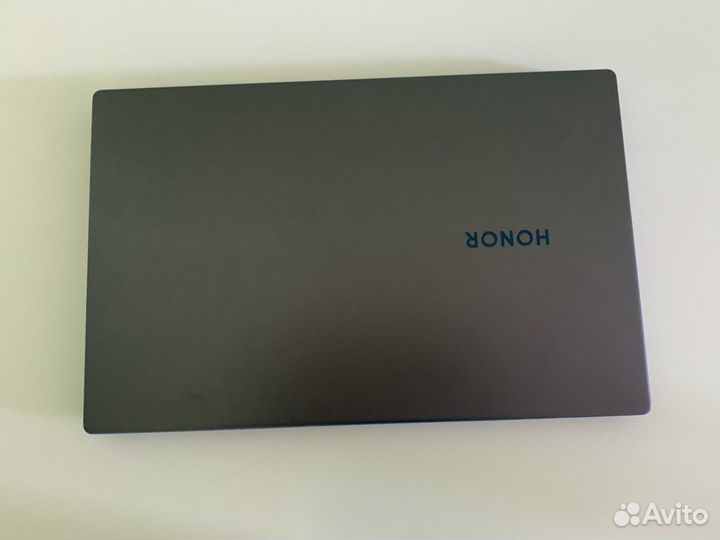 Honor magic book 15
