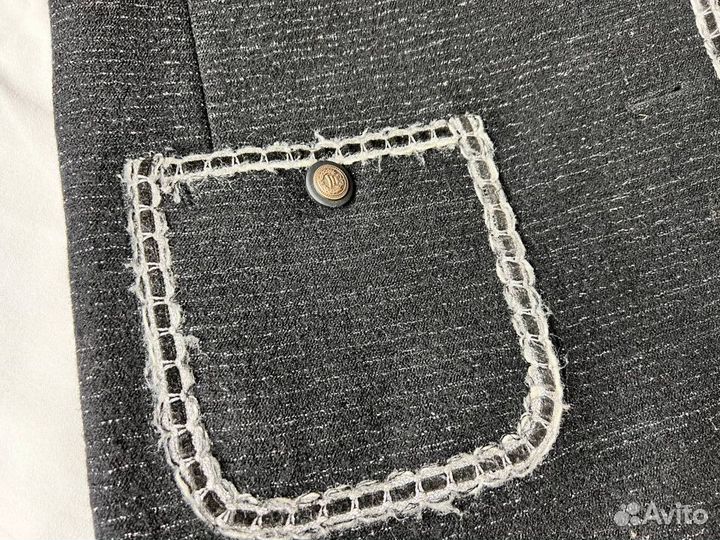 Пальто черное в стиле шанель р.50