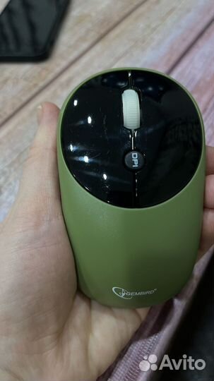 Беспроводной комплект клавиатуры и мыши