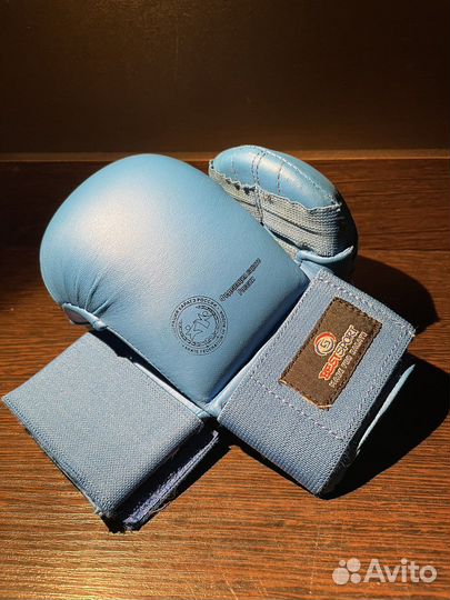 Перчатки для каратэ детские