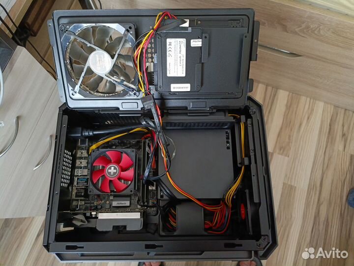 Компьютер mini-ITX Ryzen 5 3500X/16 Gb/120+500Gb/G
