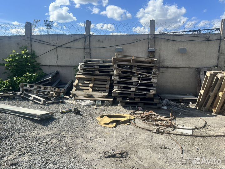 Поддоны деревянные б/у продать