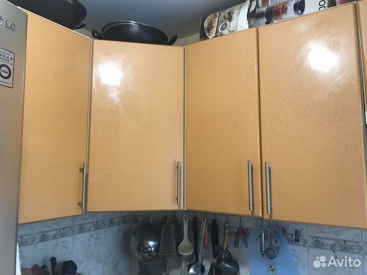 Мойка,смеситель,плита газовая -вытяжка в подарок