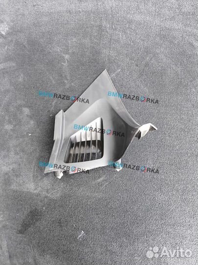 Обшивка салона задняя левая BMW i8 I12 2015
