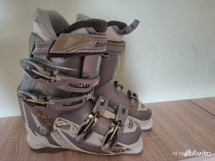 Горнолыжные ботинки 40 размер (25 см)