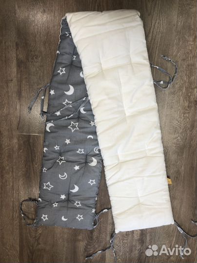 Бортик в кроватку