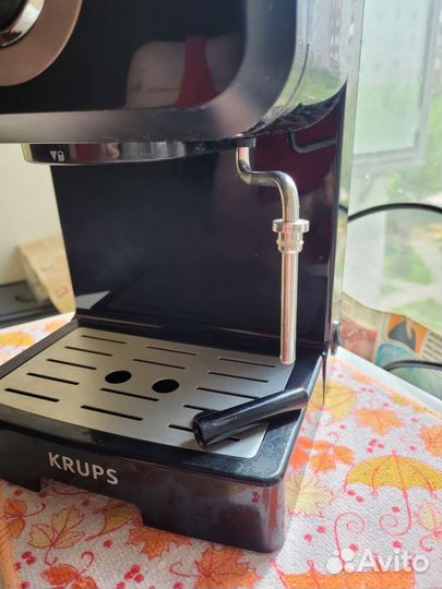 Кофеварка рожковая Krups XP3208 Opio + Кофемолка