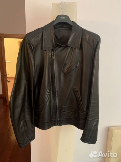 Кожаная куртка Prada оригинал 52-54р