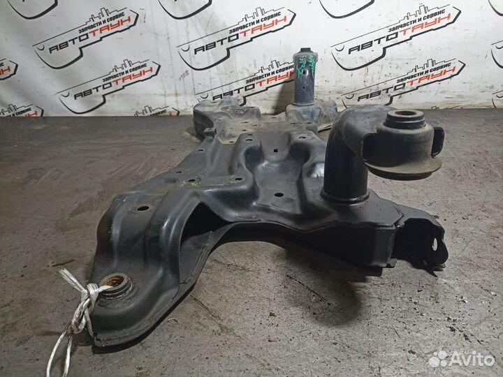 Балка Двигатель подрамник mitsubishi grandis NA4W NA8W передняя 4G69 BSY 2WD 4WD MR594300 S3732