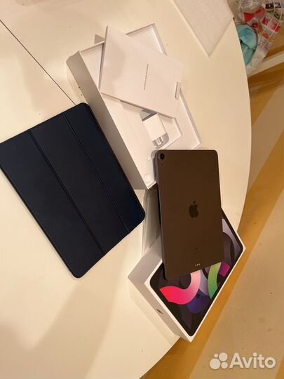 iPad air 4 64gb,без сим,сост идеальное