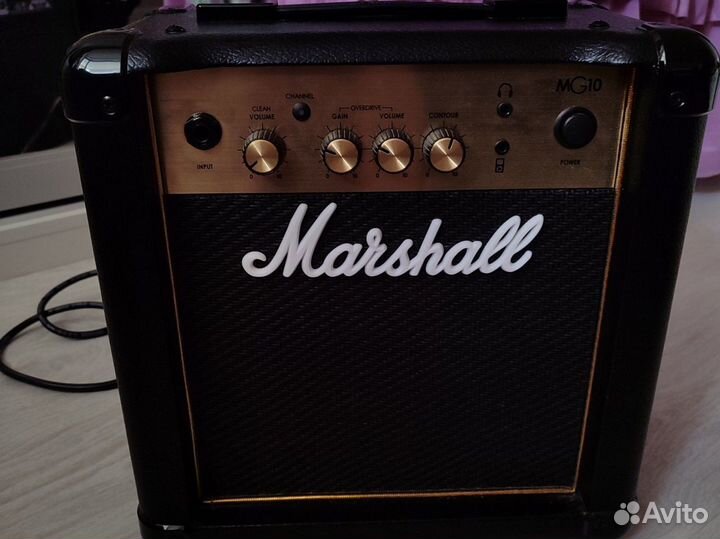 Гитарный комбоусилитель marshall mg10 gold